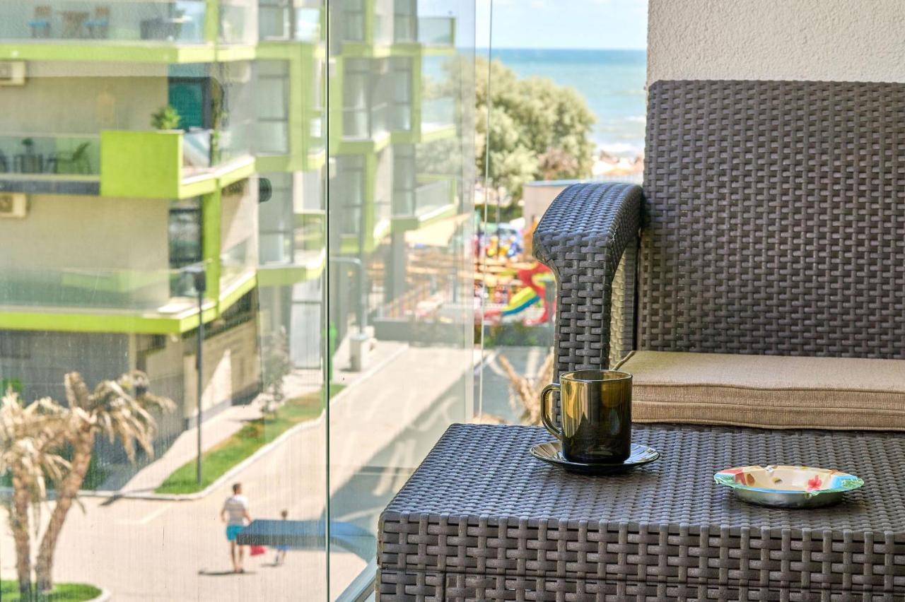 Sunset View Apartment- Spa Pools Resort Mamaia Exterior photo