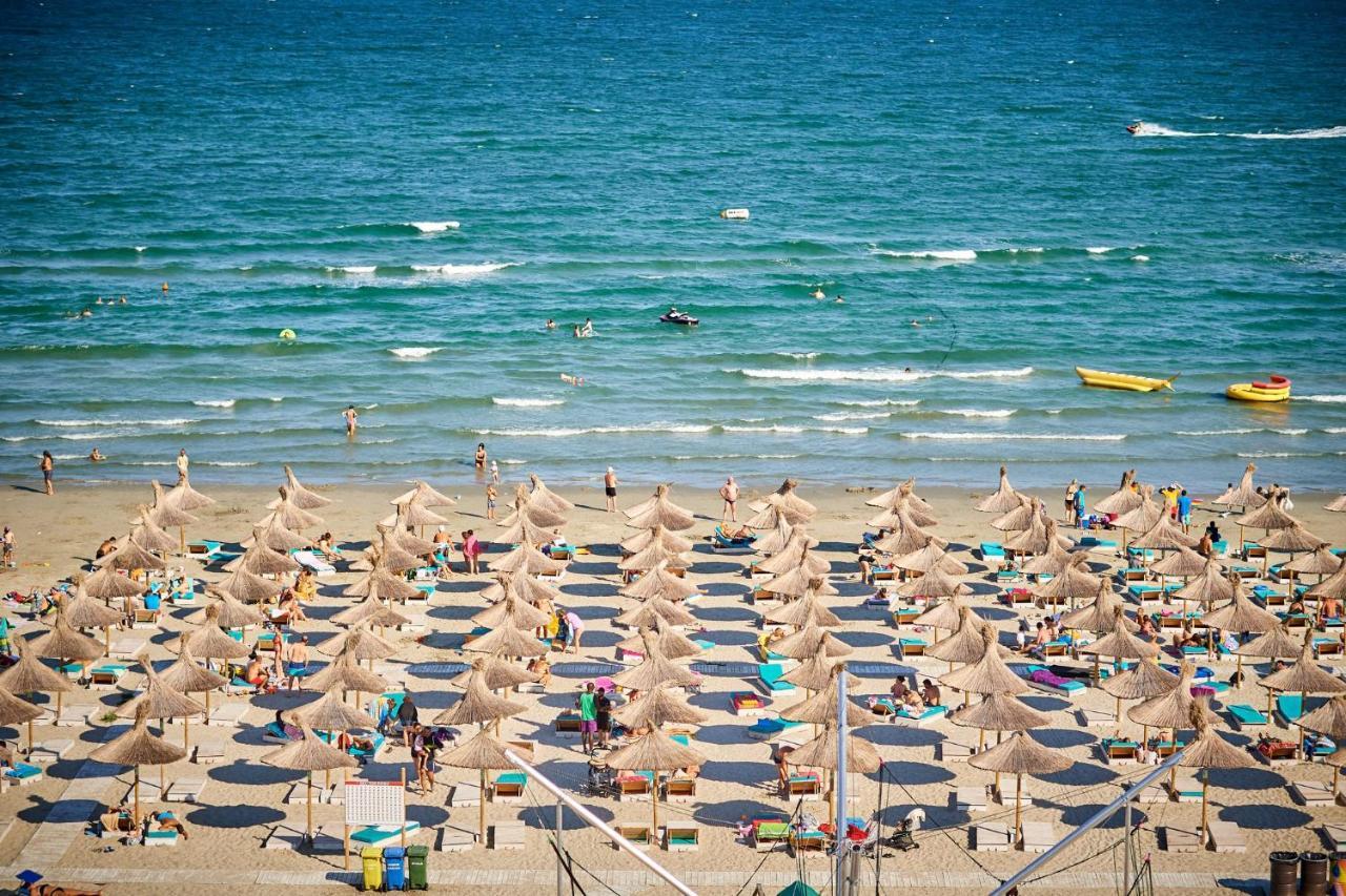 Sunset View Apartment- Spa Pools Resort Mamaia Exterior photo