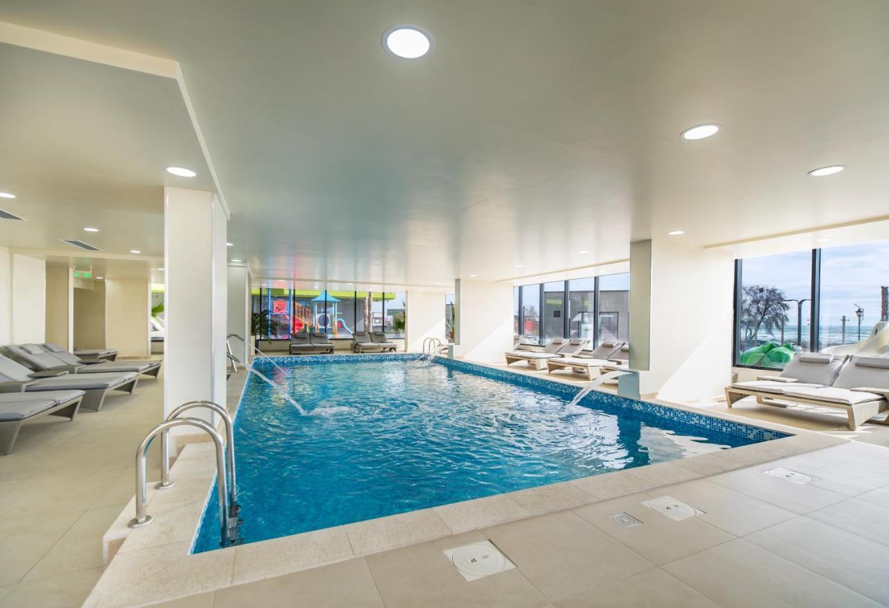 Sunset View Apartment- Spa Pools Resort Mamaia Exterior photo